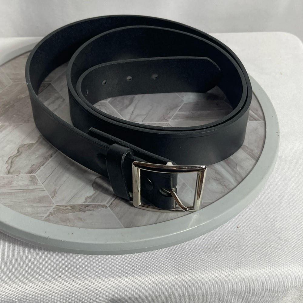 Cintas Black Leather Belt Size 50 Genuine Leather Made in USA Silver Buckle